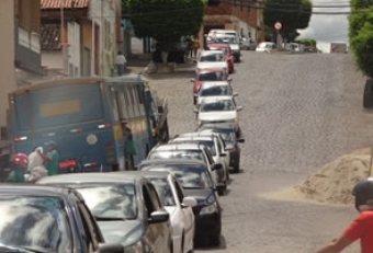 Uma grande carreata seguiu os manifestantes