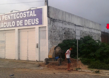 Laje de igreja em construção desaba e deixa quatro feridos em Conceição do Coité