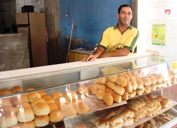 José Raimundo foi um dos comerciantes que sofreu o grande impacto.