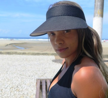 Gari faz ensaio fotográfico e cria página na web para realizar sonho