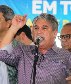 Rosemberg Pinto deu a noticia da nova industria na ocasião da visita de Rui Costa a Valente recentemente. 