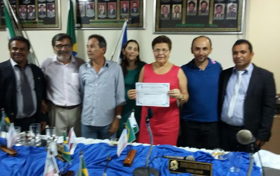 Deputada Fátima Nunes é homenageada na cidade de Itapicuru com titulo de Cidadã Itapicuruense