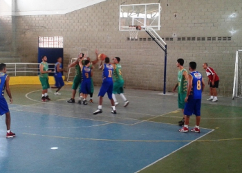 Copa ADEC de Basquete: CSB vence e se isola na liderança; Criações Freitas conhece primeira vitória