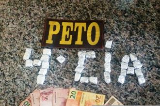 Droga apreendida em Coité com três menores.