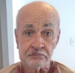 Idoso é atingido por golpes de faca pelo próprio filho em Quixabeira