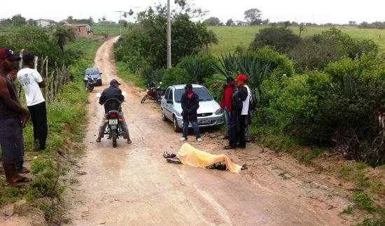 Agricultor é encontrado morto a tiros em estrada vicinal de Barrocas
