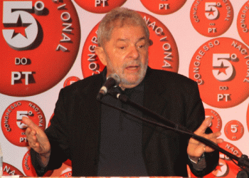 5º Congresso do PT: Lula dá injeção de ânimo na militância e pede que continue firme na luta