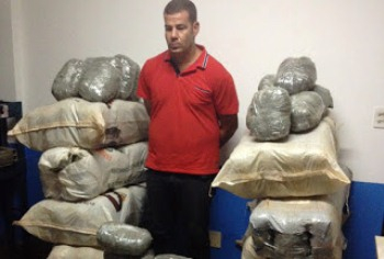 Motorista preso com 300 kg de maconha na BR- 116, em Feira de Santana