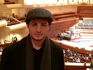 Brasileiro invade comitiva do PT nos EUA e xinga presidente Dilma de “assassina”