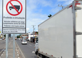 Caminhões acima de 6,5 metros serão proibidos no trânsito de Feira de Santana