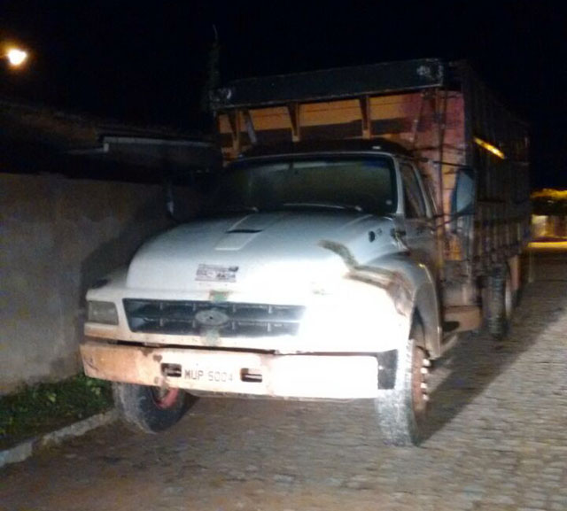 Vaqueiro morre atropelado por caminhão no Distrito de Várzea da Pedra – Santaluz