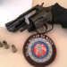 PM aborda veículo com quatro homens e encontra revolver calibre 38