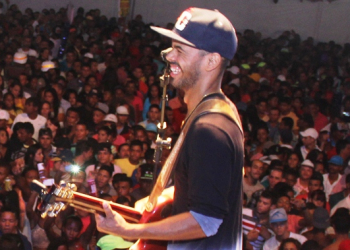 Cantor Rodriguinho da banda Nannachica sofre acidente na BA 120