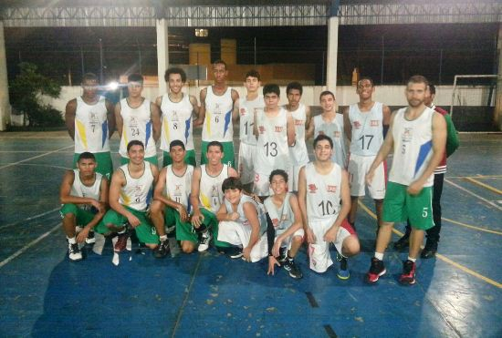 ADEC/Coité vence Copa Mauricio de Nassau de Basquete em Vitória da Conquista