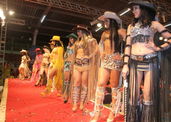 Rainha da Vaquejada de Serrinha é de Nova Fátima; valentense venceu o concurso do peão