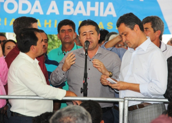 Barrocas – Precariedade das estradas pautou discurso de Alex da Piatã durante visita de Rui Costa