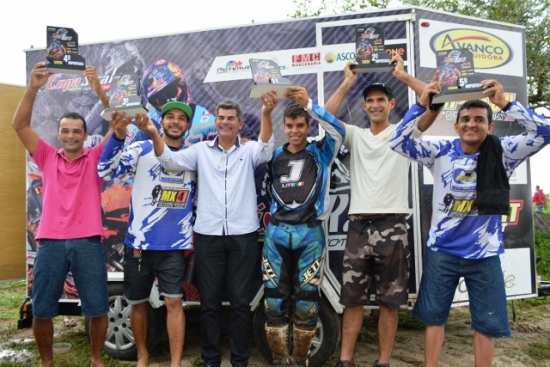 deputado gika e motociclistas