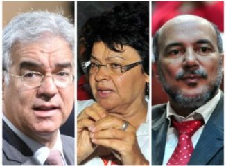 À  esquerda,Zé Neto,  Luiz Maia e Bira Côroa.