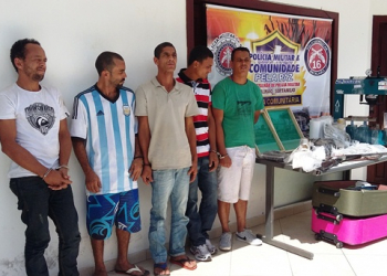 Policiais do 16º BPM desarticulam laboratório de drogas em Santa Bárbara