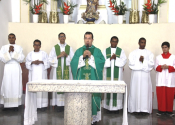 Padre Charles se despede da Paróquia Nossa Senhora da Conceição do Coité