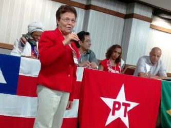 Fátima Nunes garante empenho para defender as conquistas sociais,avanços democráticos e a soberania nacional da era Lula/Dilma.