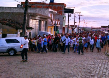 Corpo do ex-vereador Áureo Ferreira é sepultado em Capela do Alto Alegre