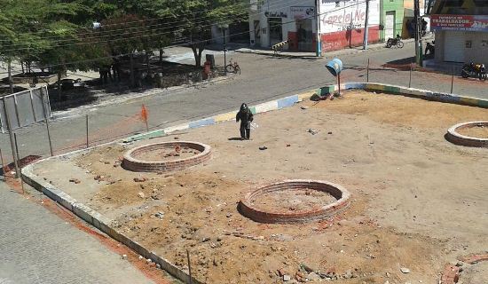 Esquadrão antbomba do BOPE de Salvador vai a Nova Fátima desarmar artefatos explosivos após estouro a bancos