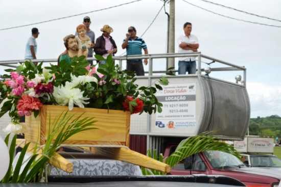 Mais de 200 veículos saíram em carreta para homenagear São Cristóvão
