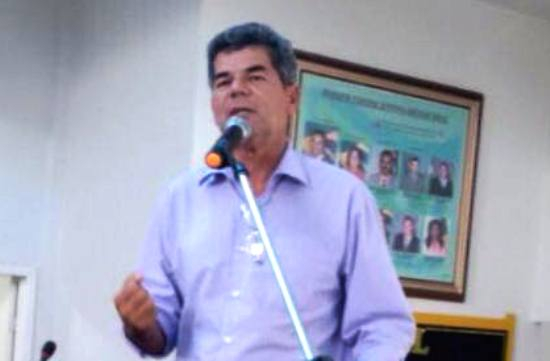 Gika Lopes promove diálogo em Araci e lota Câmara de Vereadores