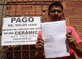 Desempregado há 6 meses, homem oferece R$ 300 por novo trabalho e “celular não para de tocar”