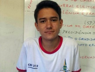 DF: Garoto acha carteira com R$ 1,6 mil no lixo e devolve ao dono