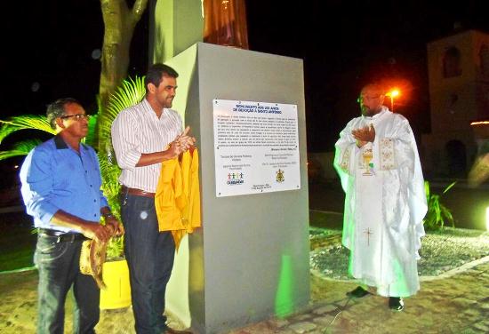 monumento 200 anos de povoamento de Queimadas - 3