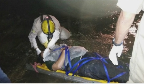 GO: após ser agredida e jogada em rio, mulher se salva com a ajuda do WhatsApp