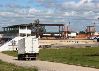 Vaquejada de Serrinha ganha dois palcos fixos e seis camarins