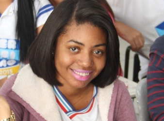 Estudante coiteense que escreve de ‘cabeça pra baixo’ é convidada do Encontro com Fátima Bernardes da Globo