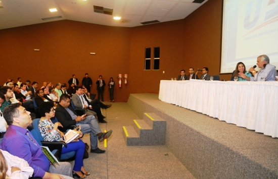 Reunião ampliada na UPB avalia situação de obras paradas no estado