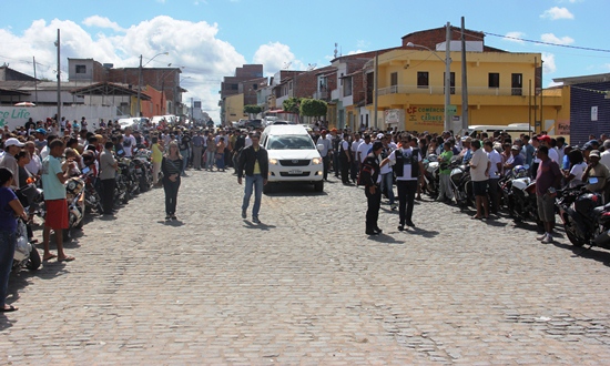 sepultamento de loy xavier.4