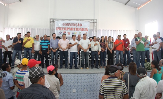 Convenção interpartidária de Barrocas -hino- foto- raimundo mascarenhas