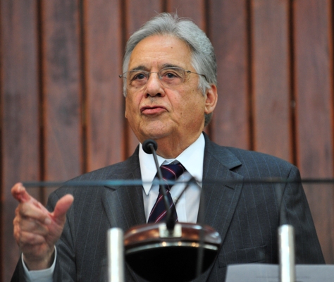 Com alta do dólar, FHC diz que PT está ‘mordendo a língua’