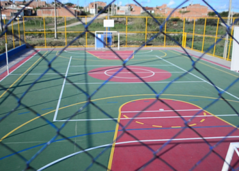 Coité: Prefeitura inaugura nesta terça-feira, quadra esportiva  no bairro da Jaqueira