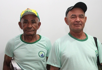 Pintadas – Alunos com mais de 70 anos dão exemplo em sala de aula em busca do aprendizado