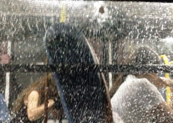 Ônibus que levavam universitários de Coité para Feira de Santana são alvejados a tiros