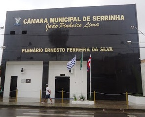 Câmara Municipal de Serrinha abre concurso com 7 vagas; salários chegam a R$ 4mil