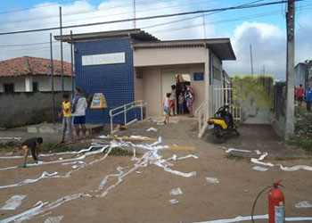 Serra Preta – Bandidos explodem Bradesco e Correios do Distrito de Bravo