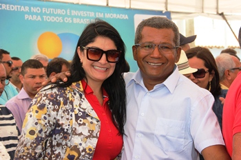 Elaine vai assumir nos próximos dias.