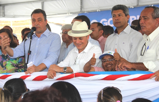 poucas e boas - riachão.6