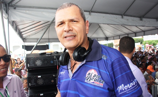 poucas e boas - riachão.7