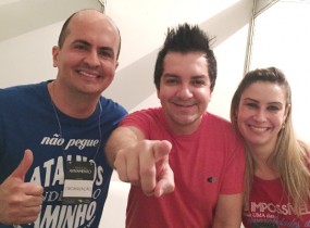 Junior, cantor Regis Danese e Carol