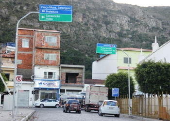 Monte Santo II – Município inaugura sinalização de trânsito com presença de diretor do DETRAN