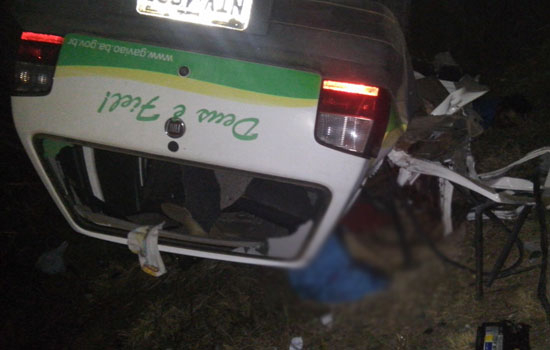 Acidente envolvendo Fiat Uno da Prefeitura de Gavião e carreta deixa dois mortos